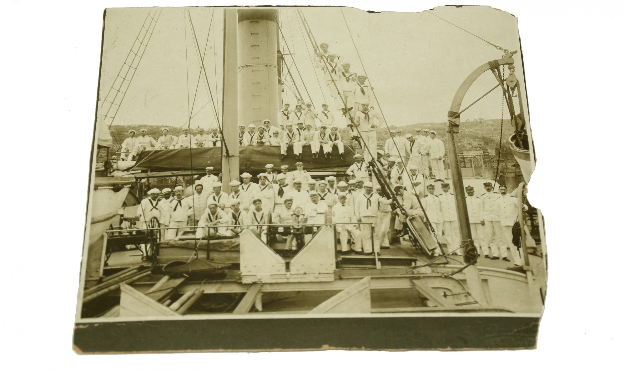 EARLY 20TH CENTURY IMAGE OF SHIPMATES TAKEN ABOARD U.S. NAVY VESSEL