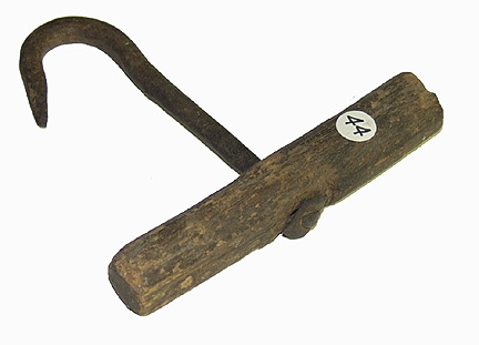 HAND-FORGED FARMING TOOL FROM RALPH BUTT FARM, GETTYSBURG / GEISELMAN COLLECTION