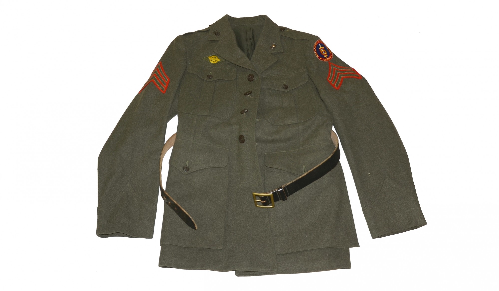 WORLD WAR TWO 6TH MARINE DIVISION UNIFORM