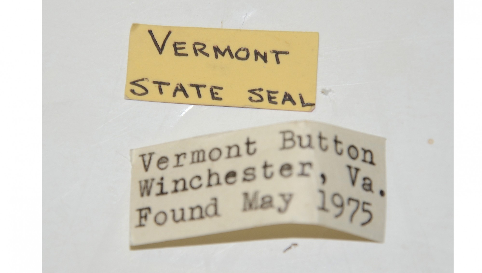 VERMONT STATE SEAL COAT BUTTON RECOVERED AT WINCHESTER, VA IN 1975