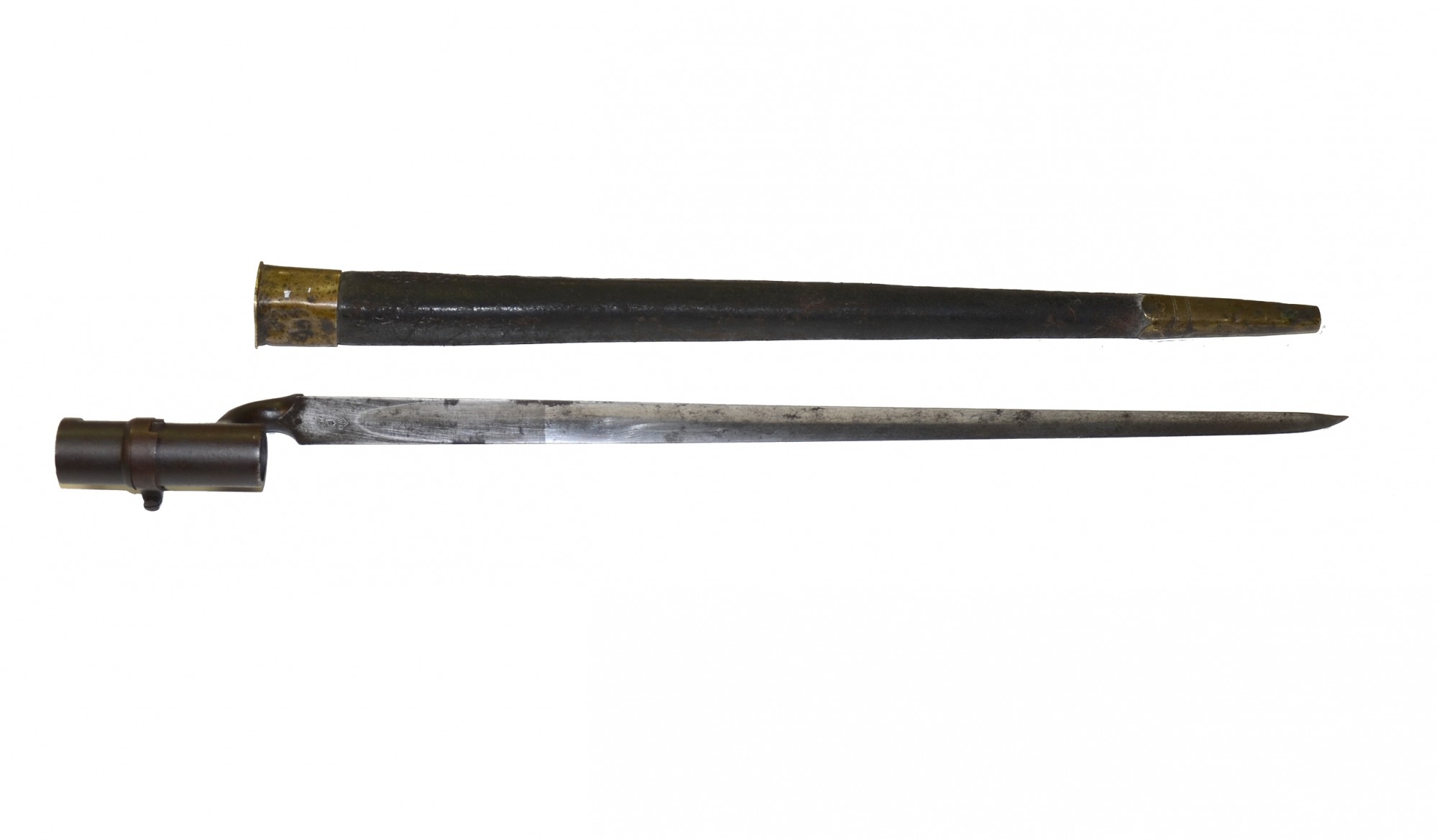 BRITISH PATTERN 1853 “THREE BAND” ENFIELD SOCKET BAYONET WITH ORIGINAL LEATHER SCABBARD