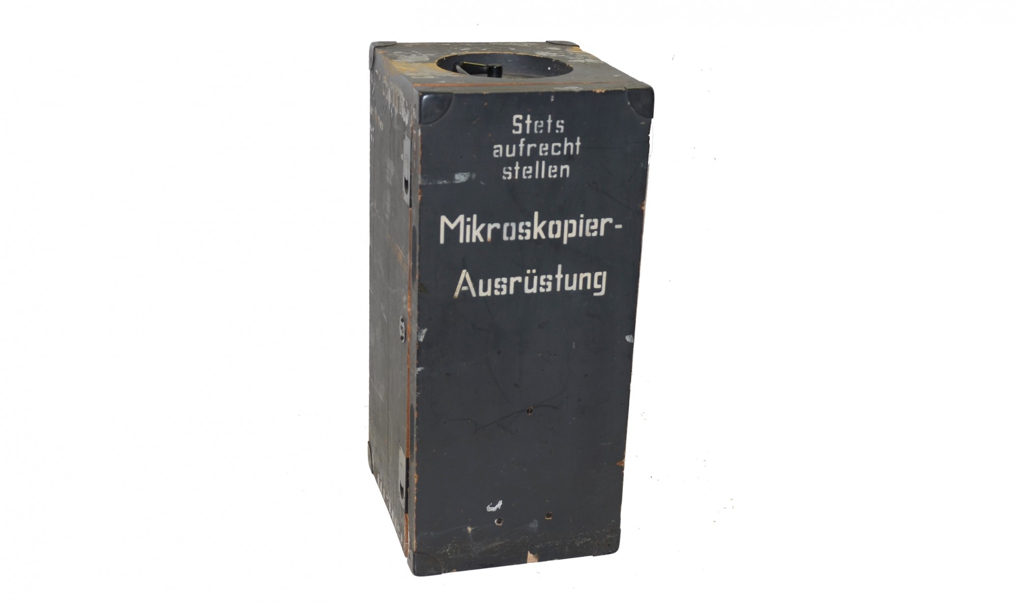 WORLD WAR TWO WINKEL-ZEISS MILITARY FIELD HOSPITAL MICROSCOPE KIT