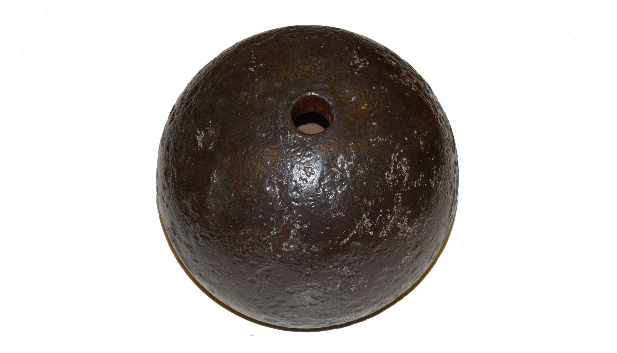 FRENCH 9-INCH SHELL FROM YORKTOWN — Horse Soldier