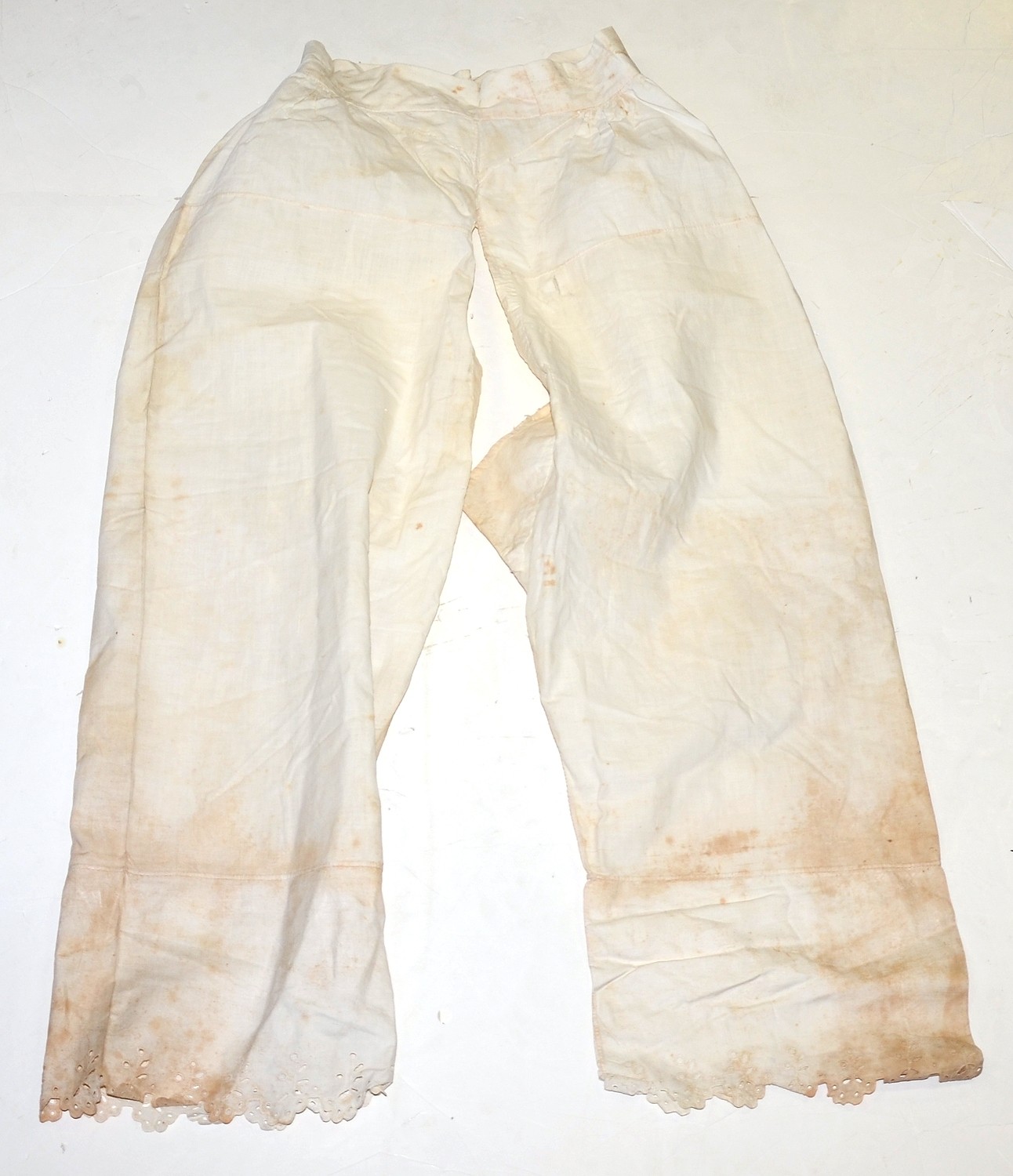 WOMEN’S WHITE COTTON DRAWERS C. 1855-1860, WITH C1870S COTTON PETTICOAT