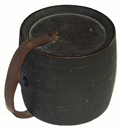LATE 18TH CENTURY CANTEEN / RUM KEG