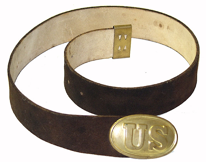 MINT CONDITION US OVAL BUCKLE ON MINT CONDITION BROWN BUFF LEATHER BELT