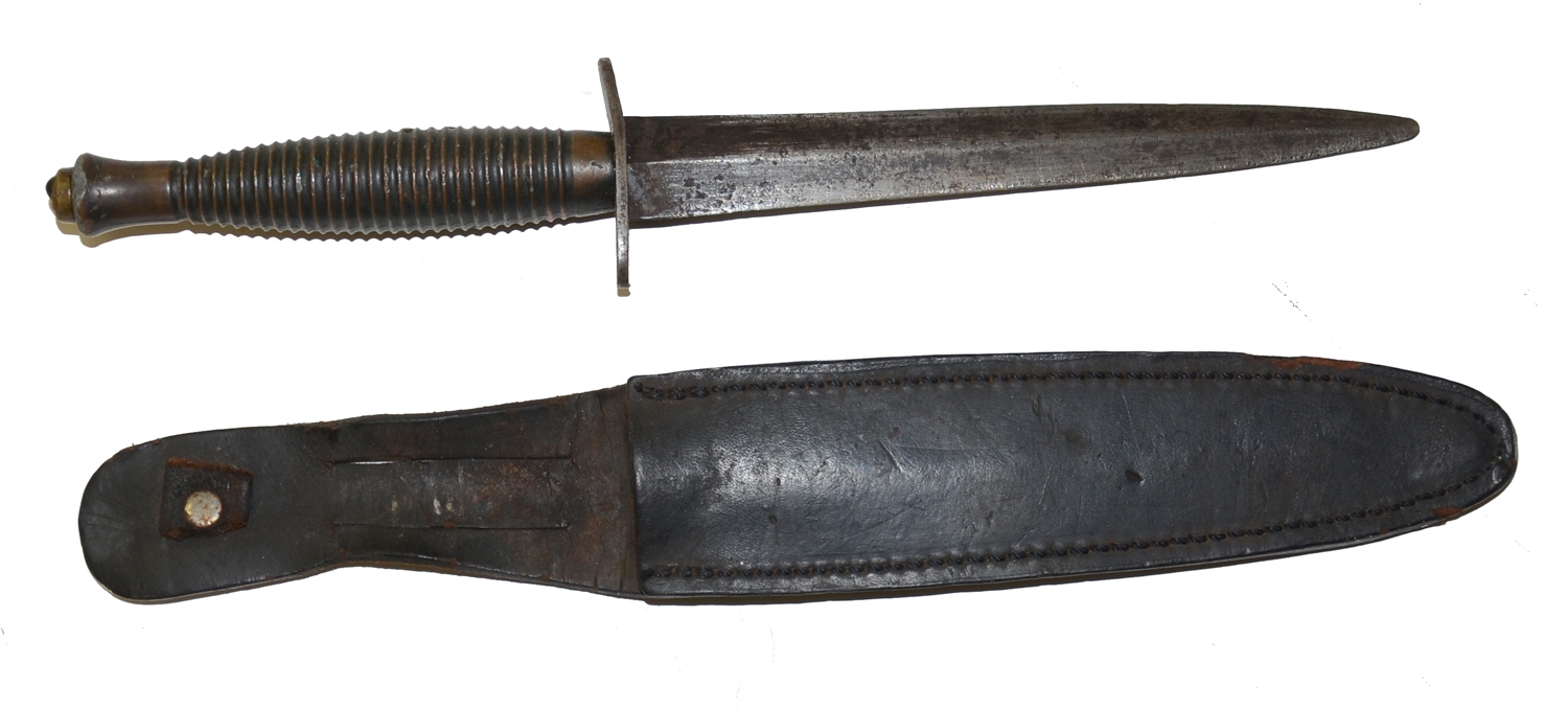 WW2 FAIRBAIRN-SYKES STYLE FIGHTING KNIFE WITH SHEATH
