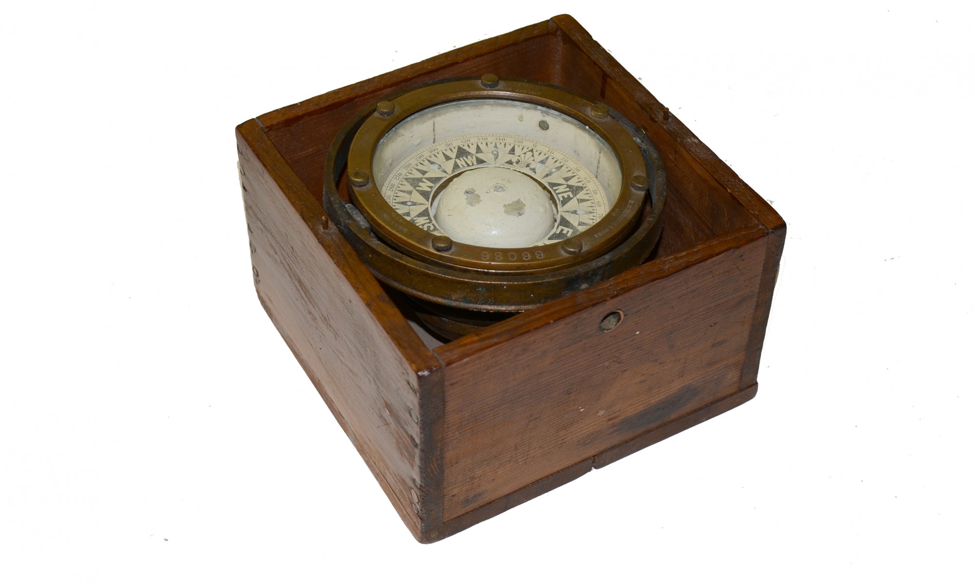 E.S. RITCHIE CASED SHIP COMPASS, CIRCA 1930’S