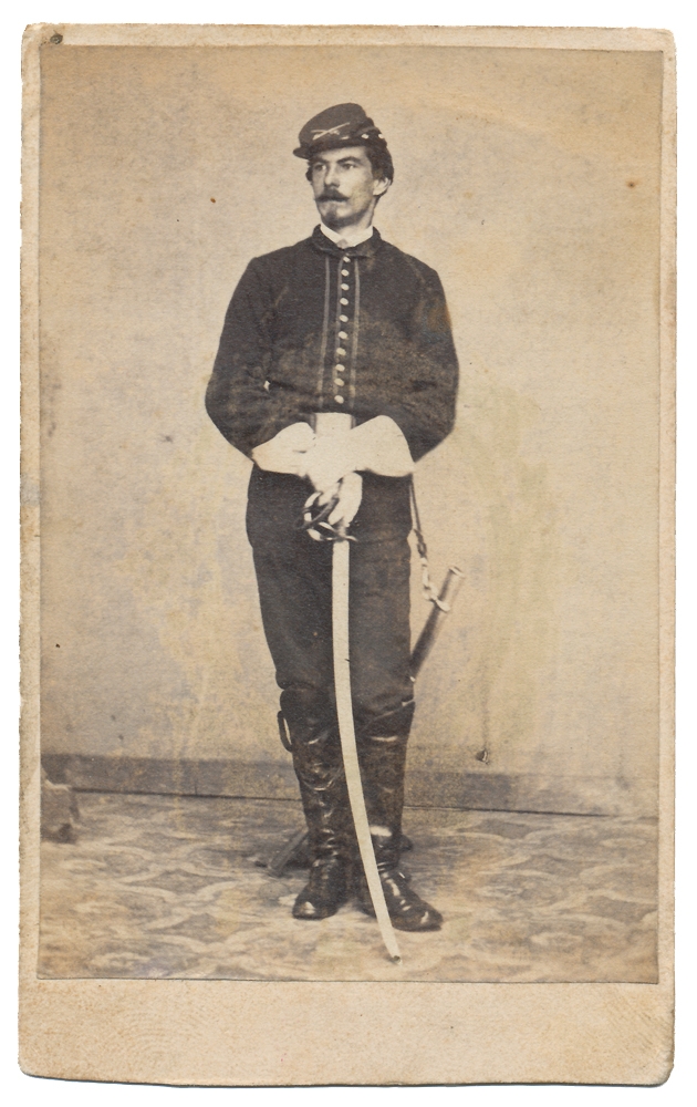 FULL STANDING VIEW OF 15TH PENNSYLVANIA CAVALRY ENLISTED MAN