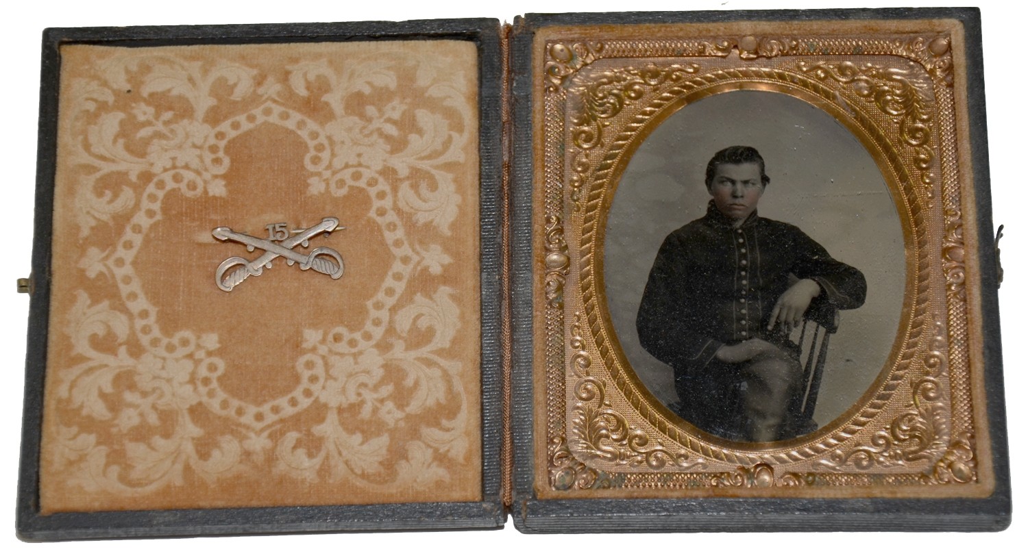 SIXTH PLATE TINTYPE OF 15TH PENNSYLVANIA CAVALRY PRIVATE WITH REGIMENTAL PIN