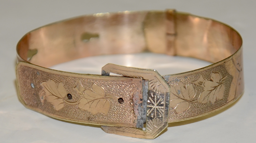 GOLD PLATED VICTORIAN BUCKLE BRACELET