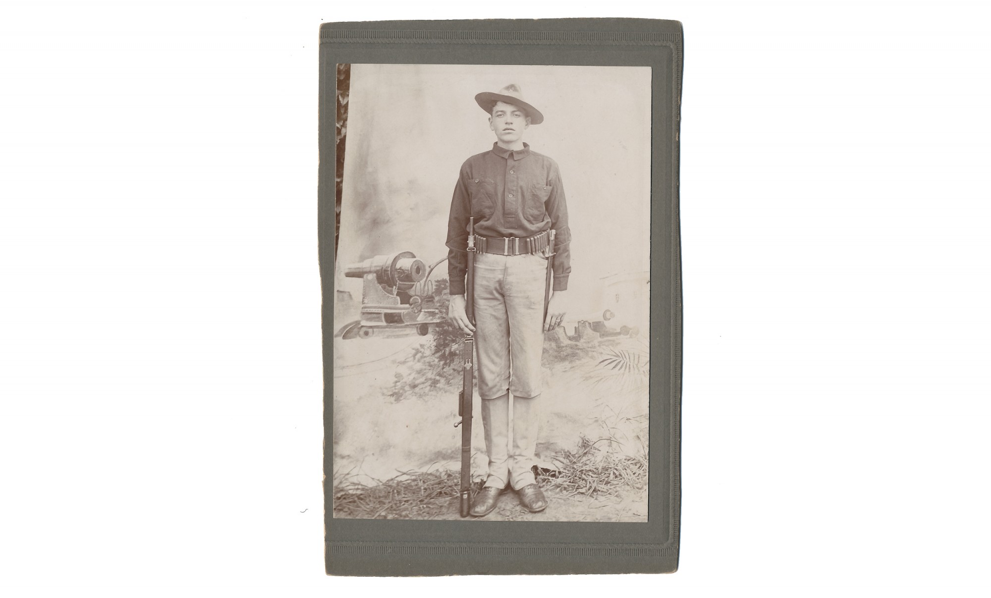 WONDERFUL 1890’S CABINET CARD PHOTO OF 16TH INFANTRY SOLDIER