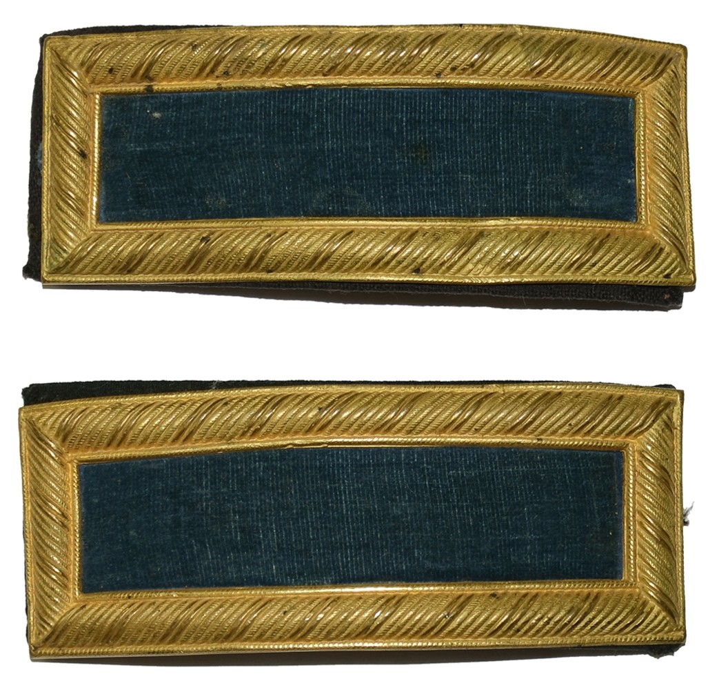 SMITH’S PATENT 2ND LT. OF INFANTRY SHOULDER STRAPS