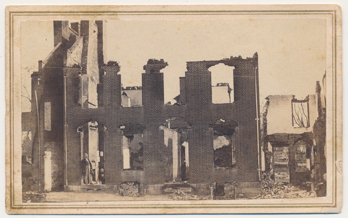 CDV PHOTO OF RUINS AFTER THE BURNING OF CHAMBERSBURG, PA