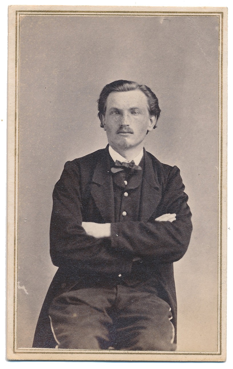 UNIDENTIFIED CDV OF UNION SOLDIER