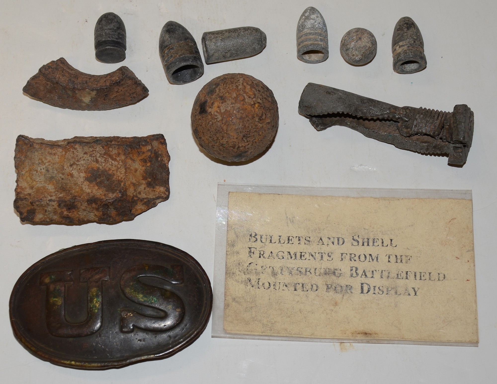 GROUP OF EARLY GETTYSBURG BATTLEFIELD PICKUP RELICS — Horse Soldier