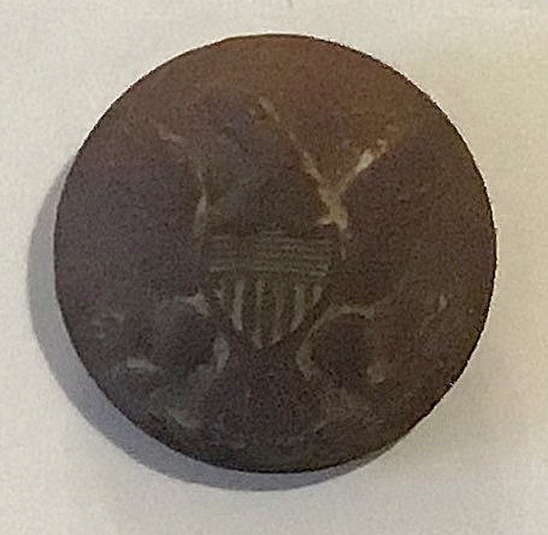 US GENERAL SERVICE EAGLE JACKET BUTTON RECOVERED AT GETTYSBURG!