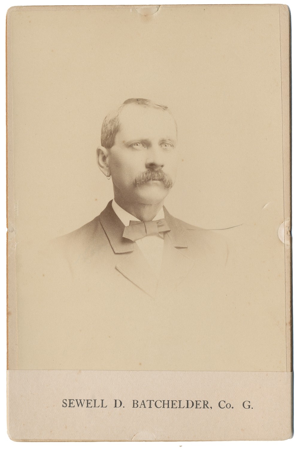 POST-WAR CABINET CARD PHOTO OF 2ND NEW HAMPSHIRE PRIVATE –WITH INTERESTING NOTATION ON REVERSE