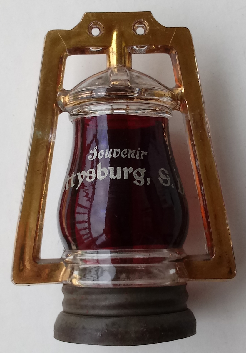 RUBY FLASH GLASS GETTYSBURG, SD SOUVENIR RAILROAD LANTERN