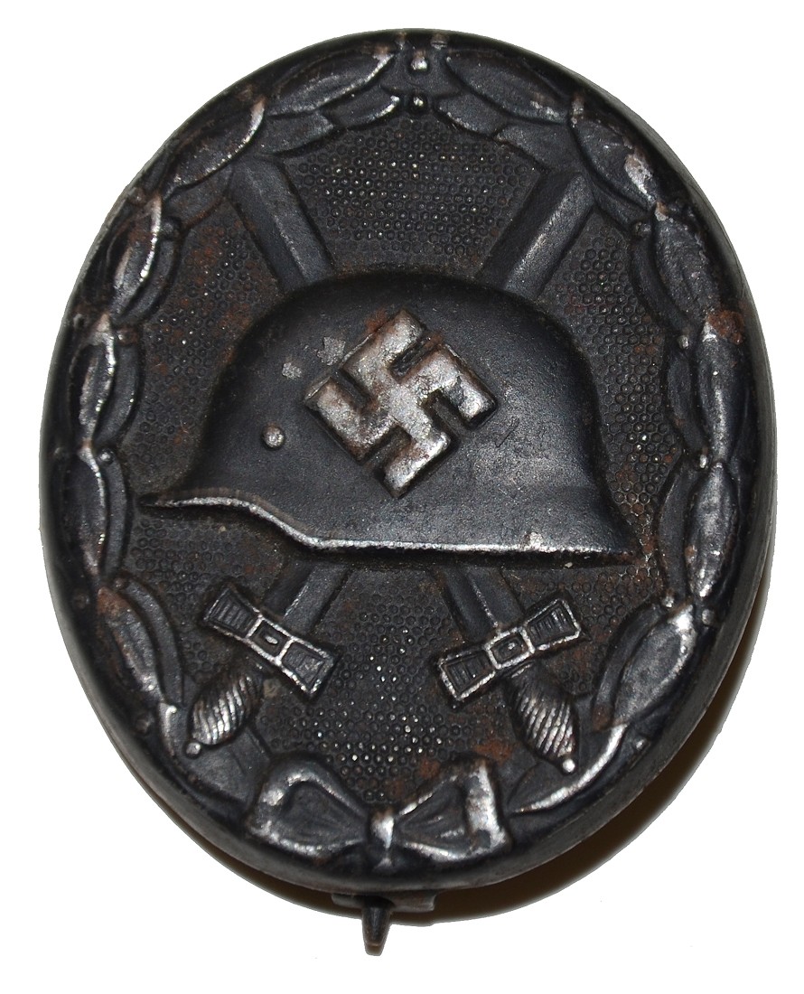 GERMAN WORLD WAR TWO BLACK WOUND BADGE FROM THE COLLECTION OF THE LATE RON TUNISON