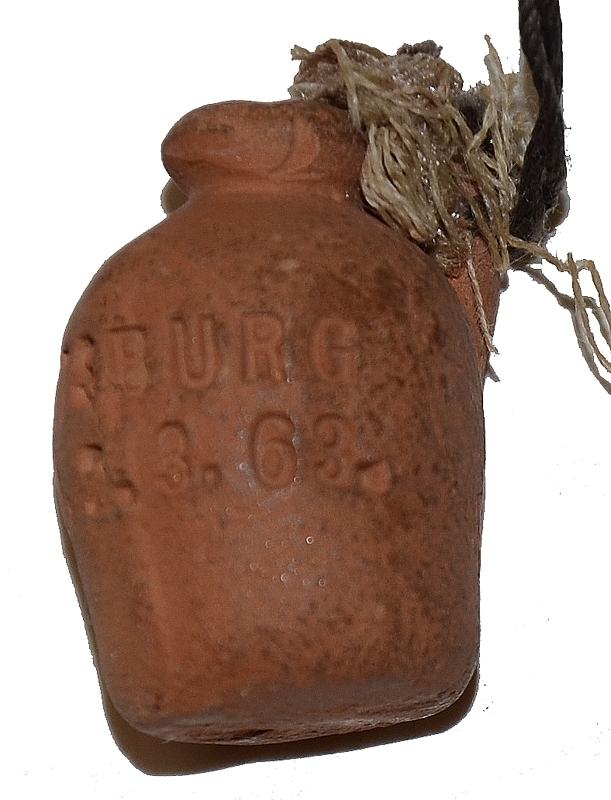 SMALL CLAY JUG MADE FROM GETTYSBURG SOIL BY GETTYSBURG VETERANS FROM THE COLLECTION OF THE
