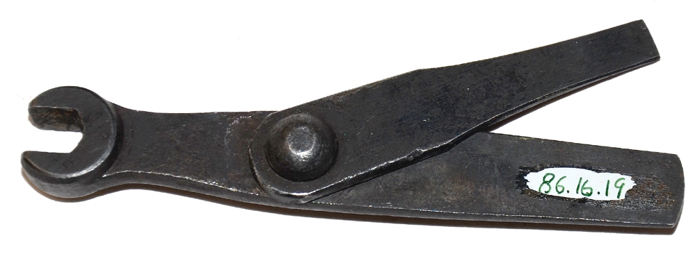 US MODEL 1870 RIFLE AND CARBINE COMBINATION TOOL FROM THE MOLLUS MUSEUM