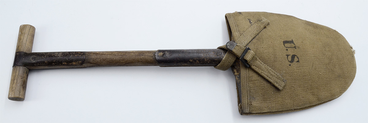 US WORLD WAR ONE “T” HANDLE SHOVEL WITH COVER