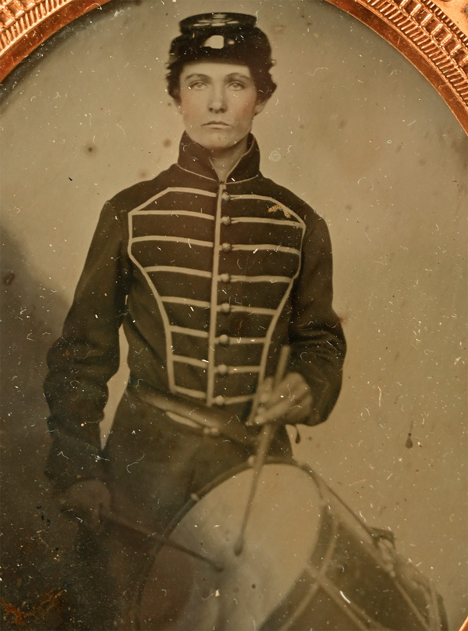 WONDERFUL PAIRED AMBROTYPE AND TINTYPE OF JAMES MARCELLUS SMITH, DRUMMER COMPANY K 14th NEW HAMPSHIRE: CAMP AND FIELD!