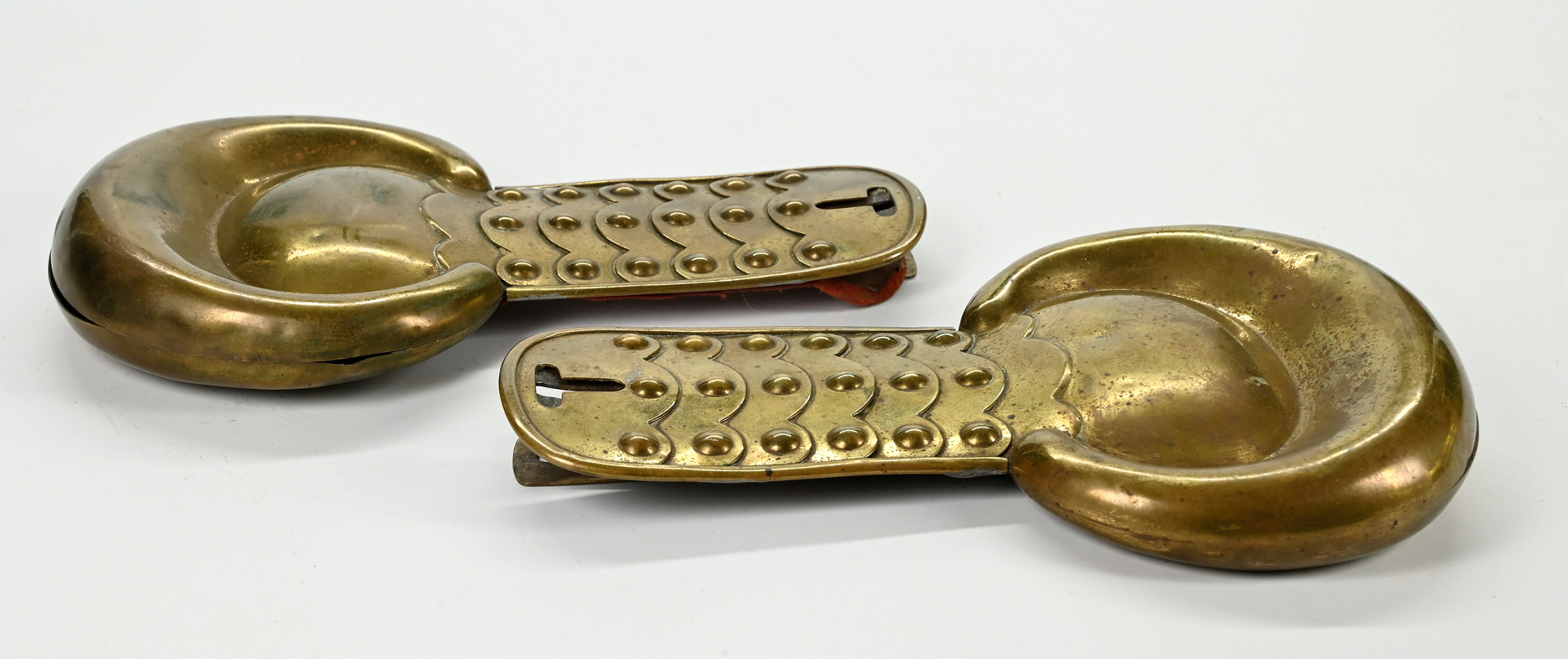 PAIR OF CIVIL WAR SERGEANT MAJOR’S AND NCO STAFF SHOULDER SCALES