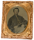 VERY CLEAN AND CLEAR TINTYPE OF AN ARMED UNION SOLDIER