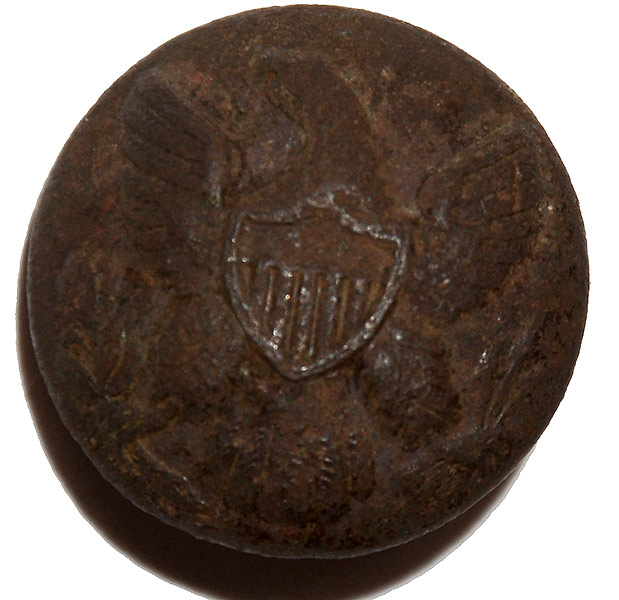 US GENERAL SERVICE EAGLE BUTTON RECOVERED ON THE ROSE FARM – RON MILLER COLLECTION