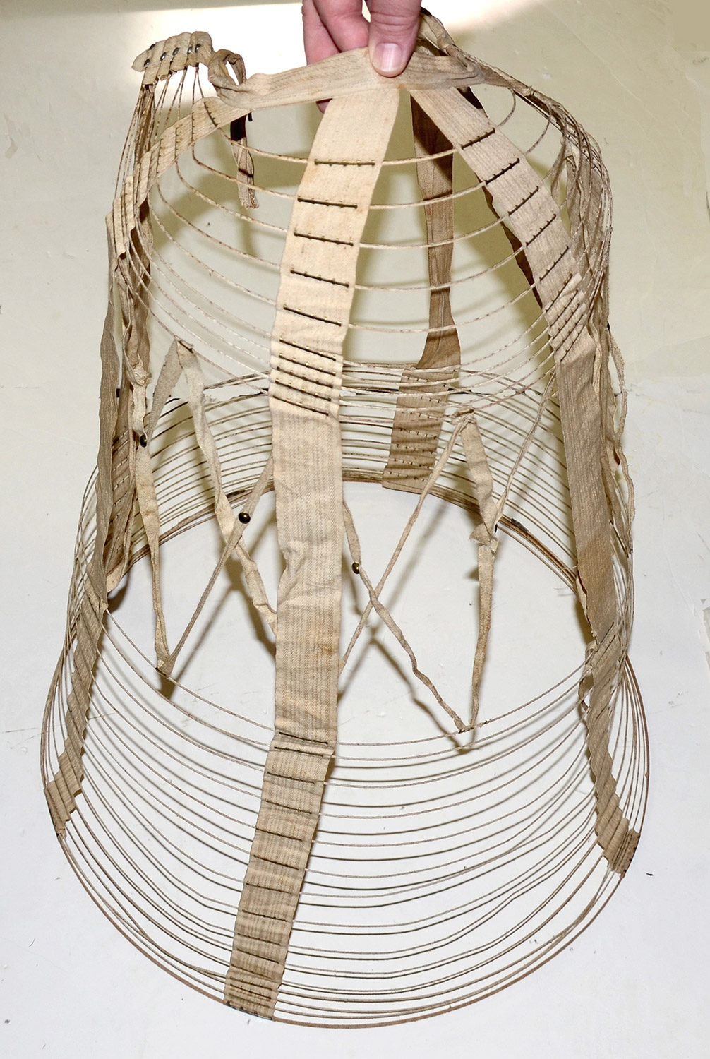 CAGE CRINOLINE C. 1870S