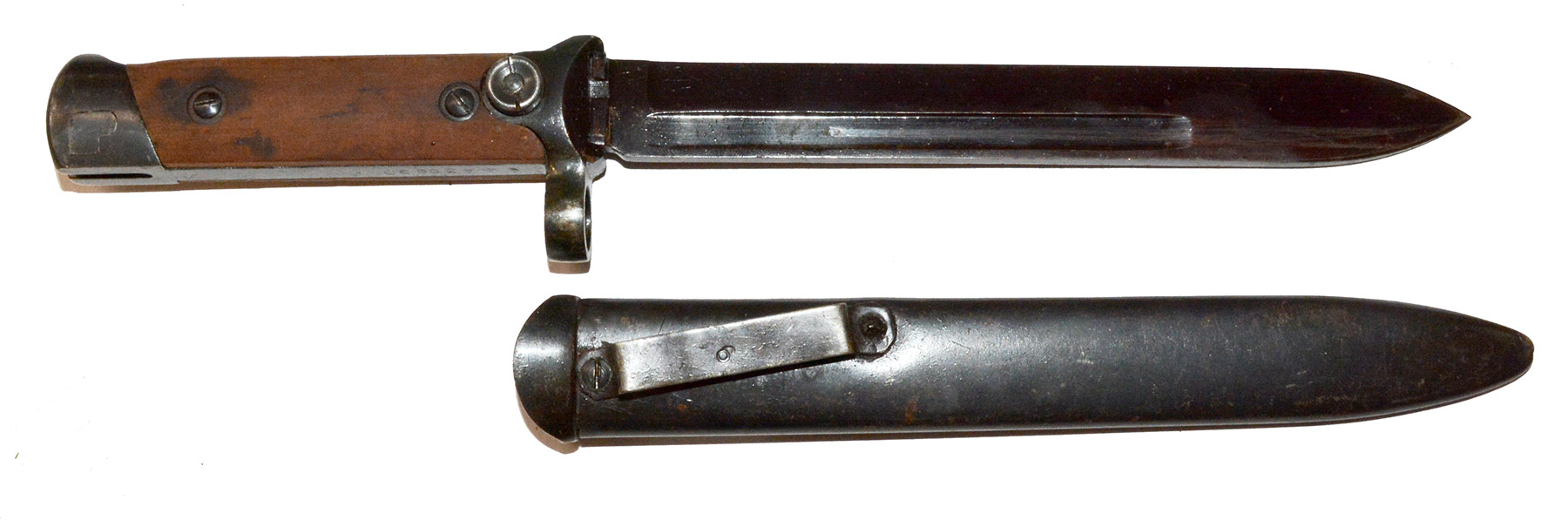 WW2 ITALIAN FOLDING BAYONET AND SCABBARD