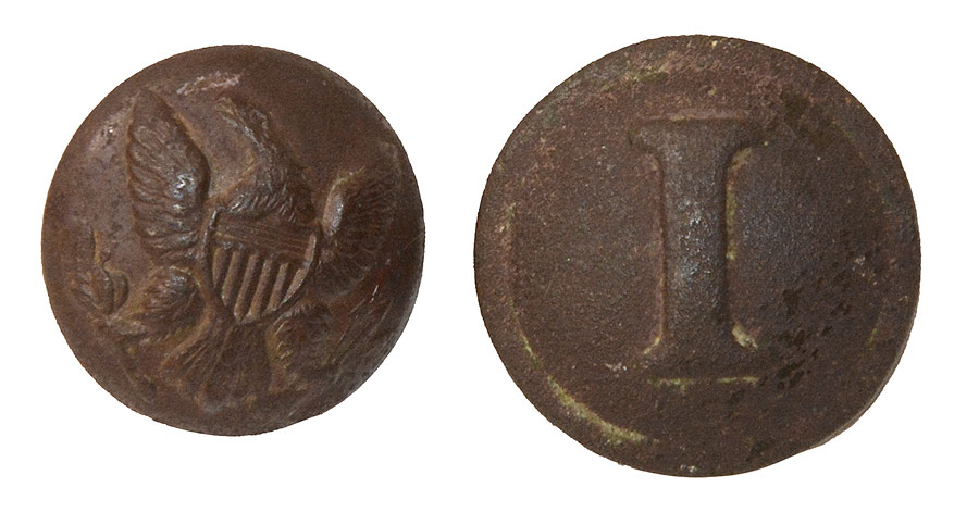 DUG CONFEDERATE BLOCK “I” COAT BUTTON AND UNION GENERAL SERVICE EAGLE COAT BUTTON
