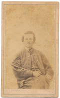 CDV OF UNIDENTIFIED CONFEDERATE CAVALRYMAN 