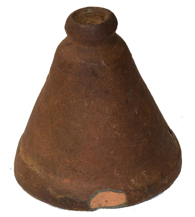 CLAY CONFEDERATE INKWELL RECOVERED IN A WINTER CAMP AT FREDERICKSBURG