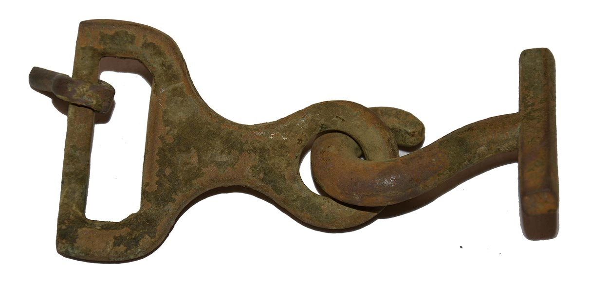 PAIR OF ISAAC & CAMPBELL KNAPSACK HOOKS, RECOVERED NEAR ORANGE, VA