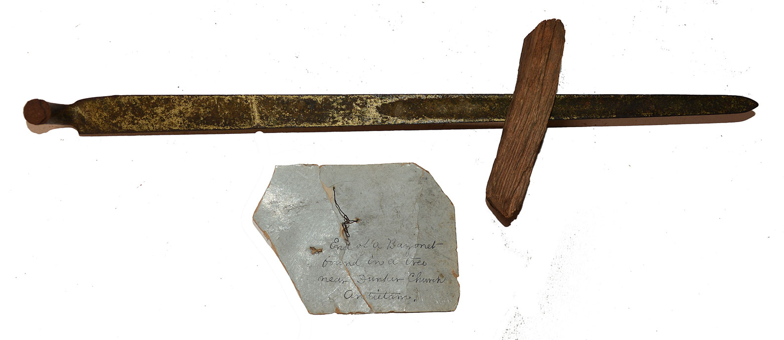 RELIC BAYONET IN WOOD FOUND NEAR THE DUNKER CHURCH AT ANTIETAM - WITH LABEL FROM A CONNECTICUT GAR POST