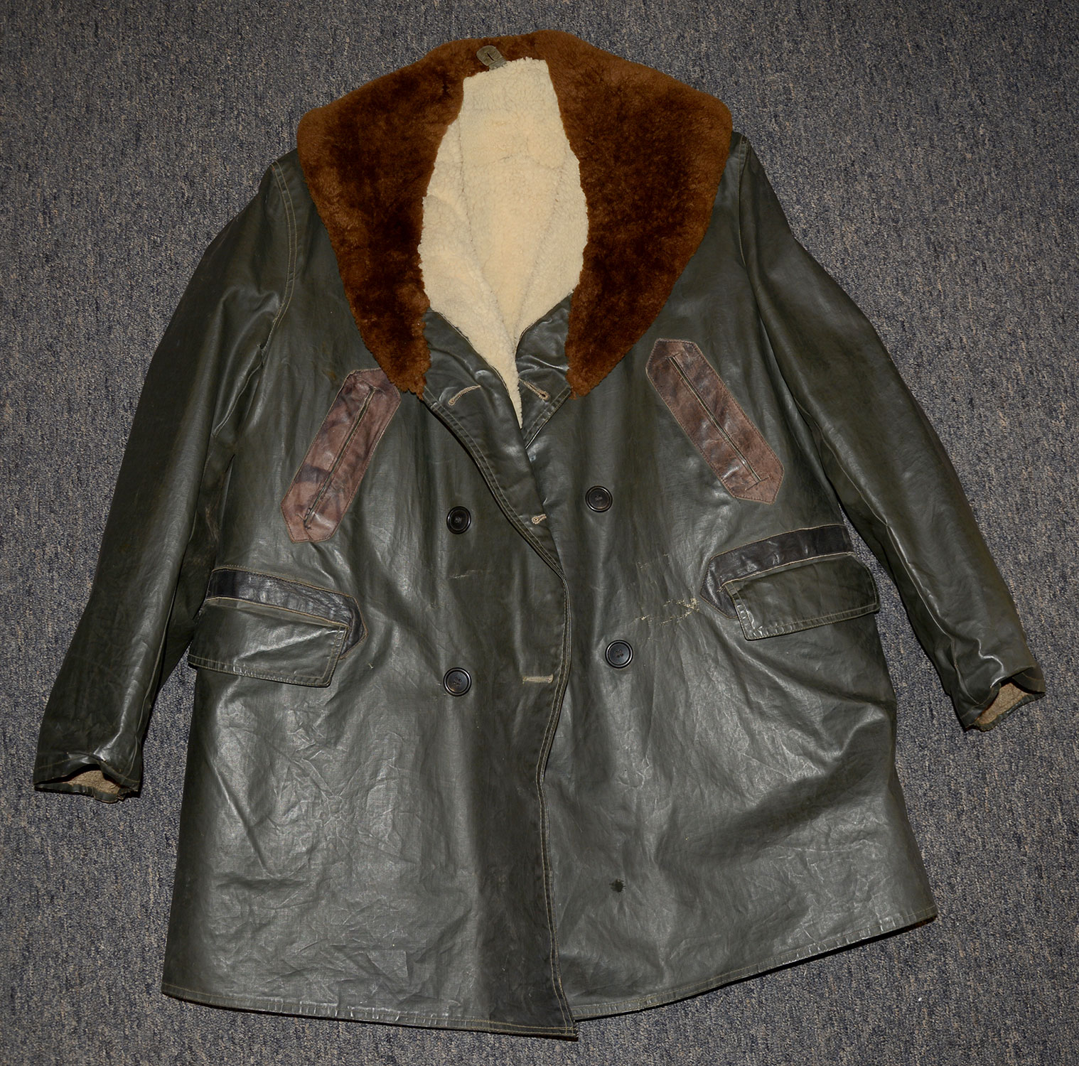 US WORLD WAR TWO US NAVY OILSKIN FOUL WEATHER COAT