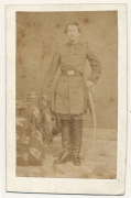 CDV OF UNIDENTIFIED OFFICER, LIKELY WASHINGTON ARTILLERY OF NEW ORLEANS
