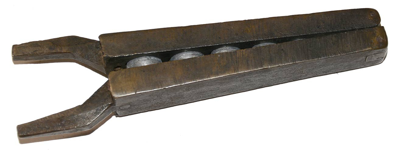 REVOLUTIONARY WAR SIX-CAVITY GANG MOLD FOR MUSKET & RIFLE BALLS