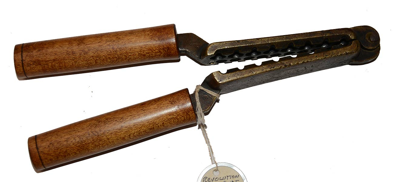 REVOLUTIONARY WAR 18-CAVITY GANG MOLD FOR RIFLE BALLS & BUCKSHOT