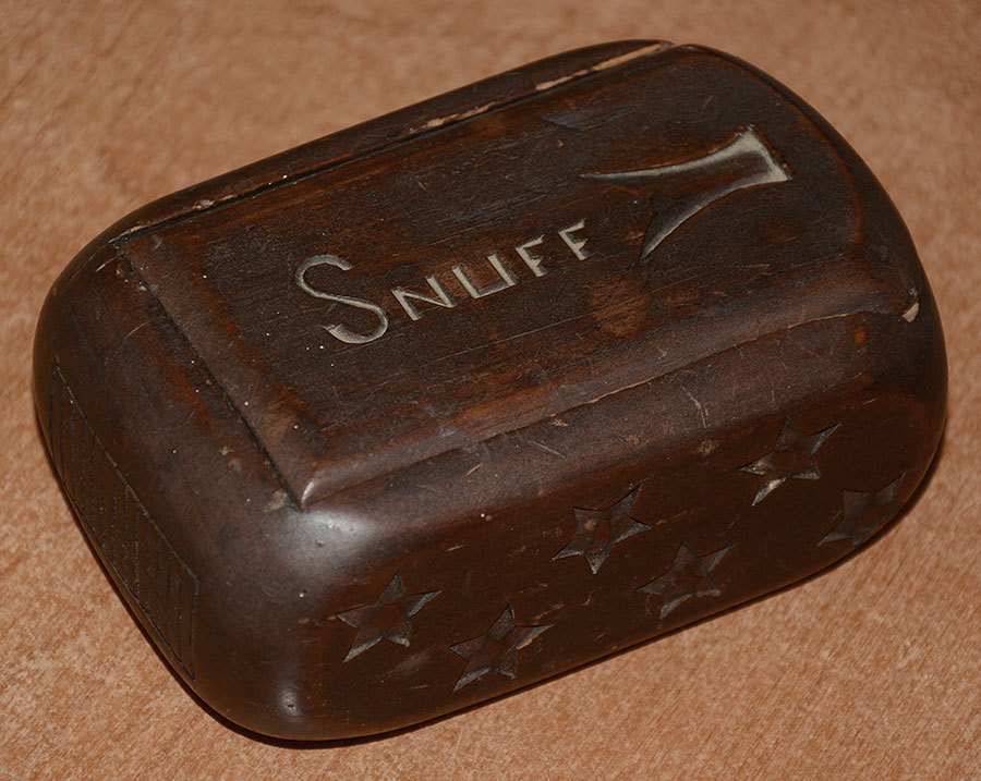PATRIOTIC WOOD SNUFF BOX	