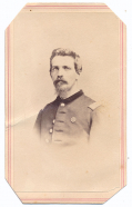 NICE CLEAR BUST VIEW OF 143RD NEW YORK OFFICER WEARING 20TH CORPS BADGE - PERIOD INK ID