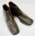 EXCELLENT PAIR OF US BOOTEES/BROGANS