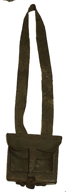 WONDERFUL CIVIL WAR CONFEDERATE CARTRIDGE BOX WITH ITS ORIGINAL LINEN CARRY STRAP