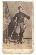 CDV OF AN UNIDENTIFIED UNION CAVALRYMAN - 9TH NEW YORK?