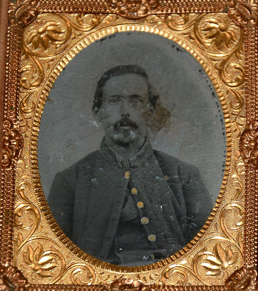 CIVIL WAR CASED 9th PLATE TINTYPE OF A UNION INFANTRYMAN