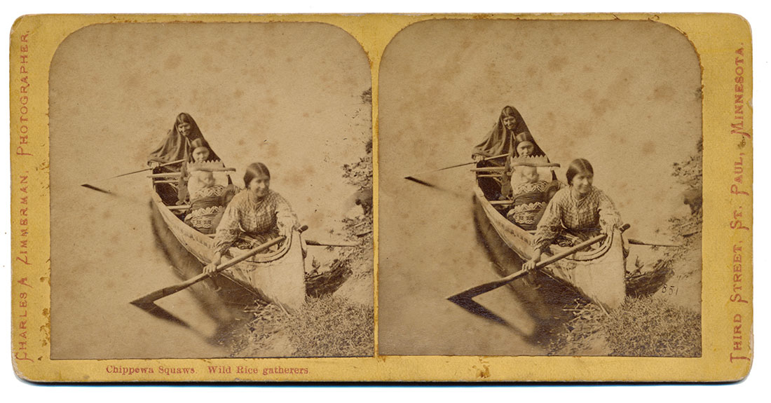 STEREOVIEW CARD – CHIPPEWA SQUAWS “WILD RICE GATHERERS” BY CHARLES AND ZIMMERMAN