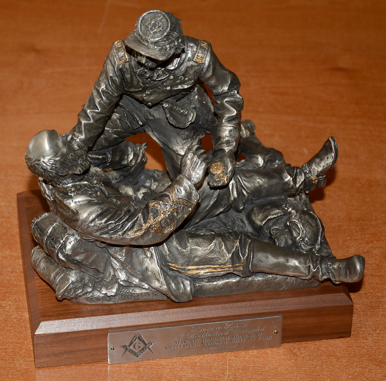 RON TUNISON FINE PEWTER EDITION STATUE “FRIEND TO FRIEND - A BROTHERHOOD UNDIVIDED”